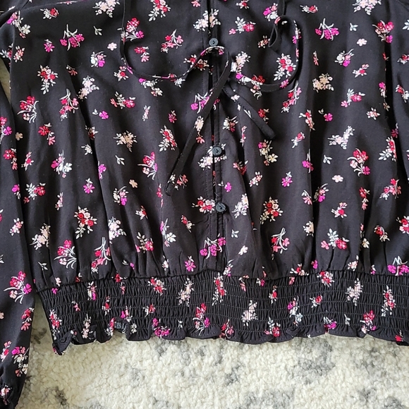 Mudd Blouse - Picture 3 of 3